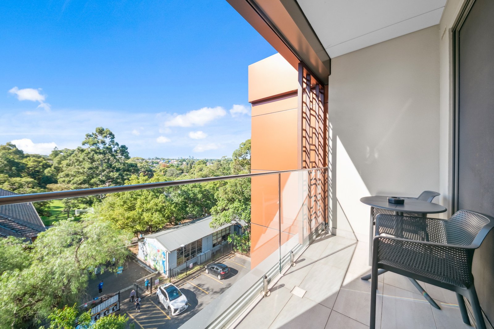 Twin Share City Apartment